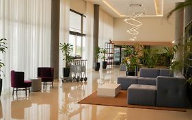 Trento Hotel Guaíra by Unna